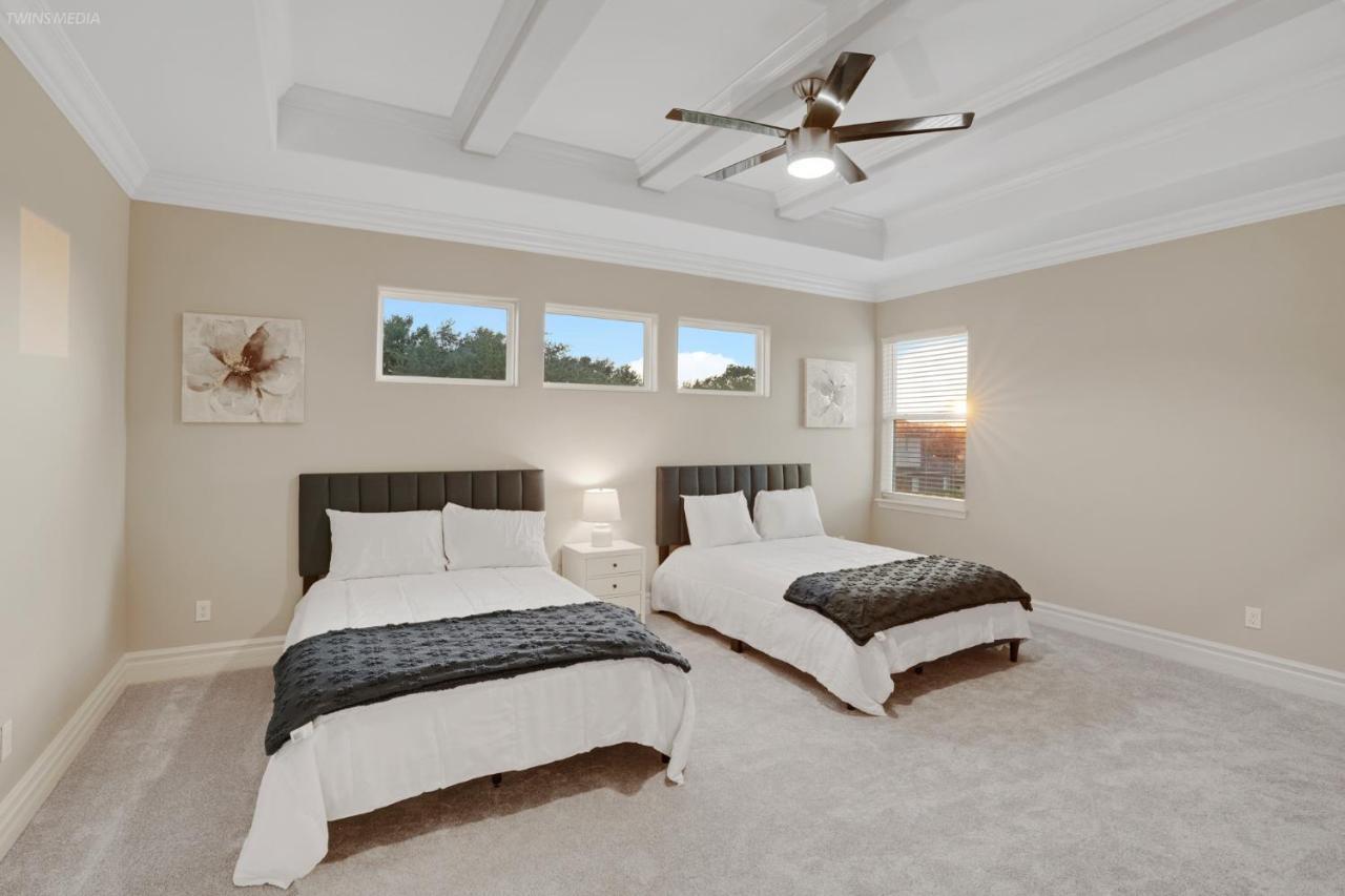 Newly Built Stylish Retreat With Designer Kitchen - Near Park & Beach Corpus Christi Exteriör bild